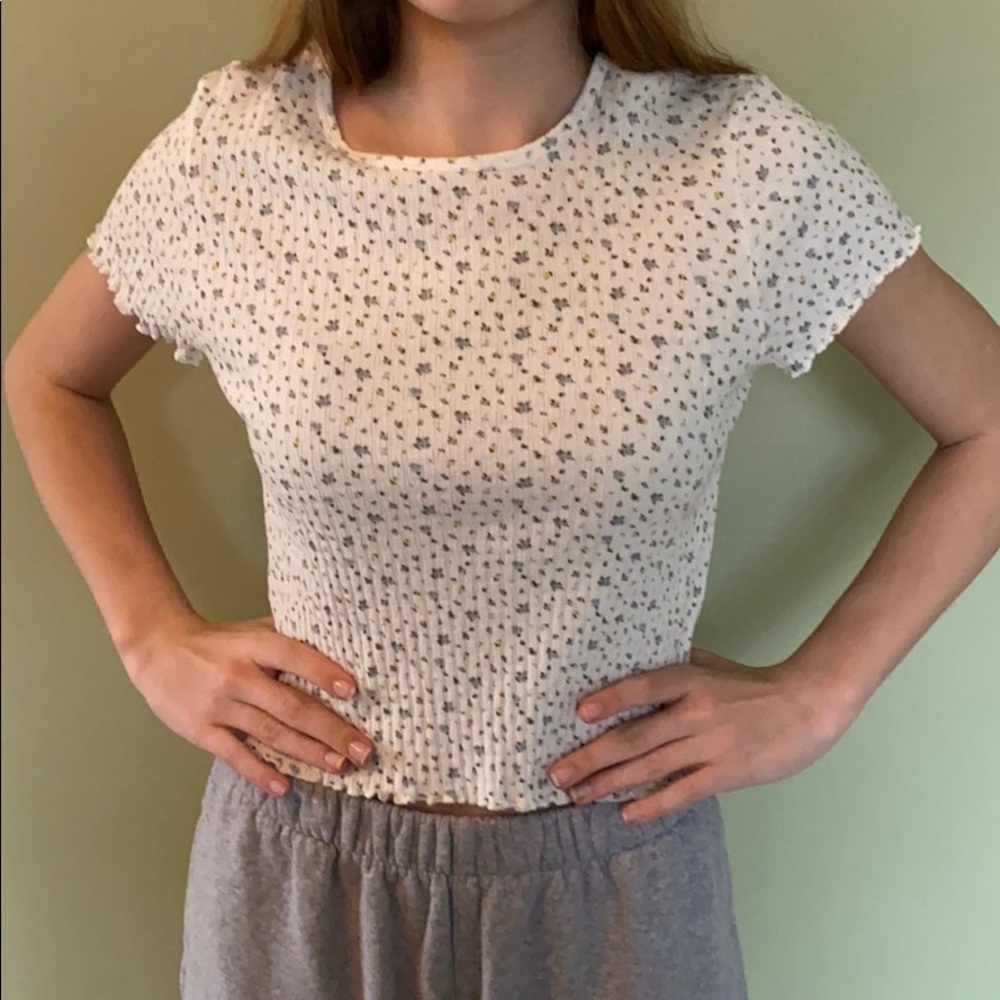 American eagle floral shirt